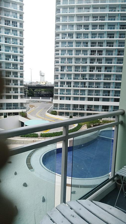 Azure C7 Balcony, Wifi, Near Mall Airport Manila Luaran gambar