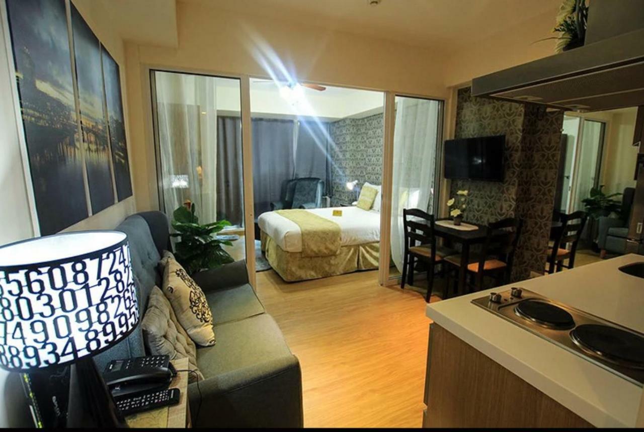 Azure C7 Balcony, Wifi, Near Mall Airport Manila Luaran gambar